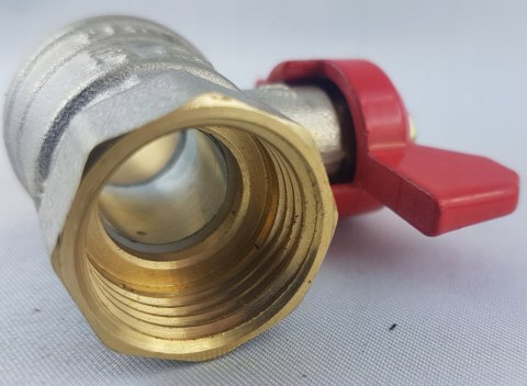 Zawór kurek kulowy 1/2'' DN15 WZ z dławikiem i motylkiem mocny Zawór kurek kulowy 1/2'' DN15 WZ z dławikiem i motylkiem mocny